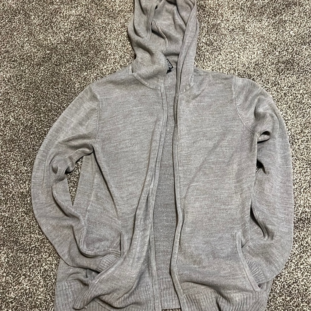 Ninety grey light weight cardigan.